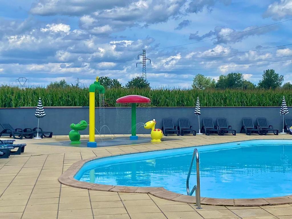 Chalet Smart Madrid Mit Terrasse, Europapark, Rulantica 15min *